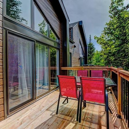 Nouveau - Chalet Moderne - Spa, Piscine & Sauna! Pont-Rouge Esterno foto